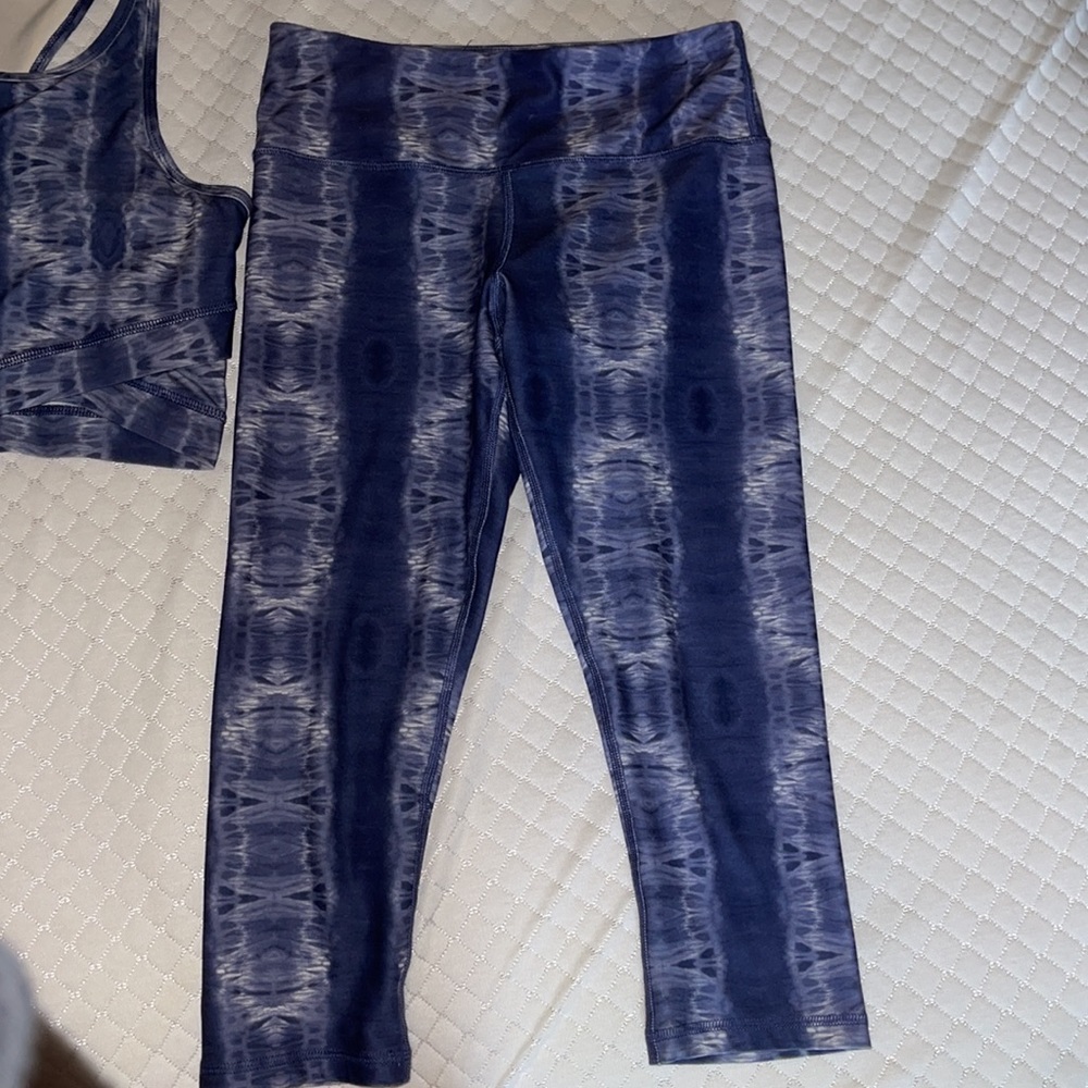 Scorpio Sol workout set - Picture 5 of 7